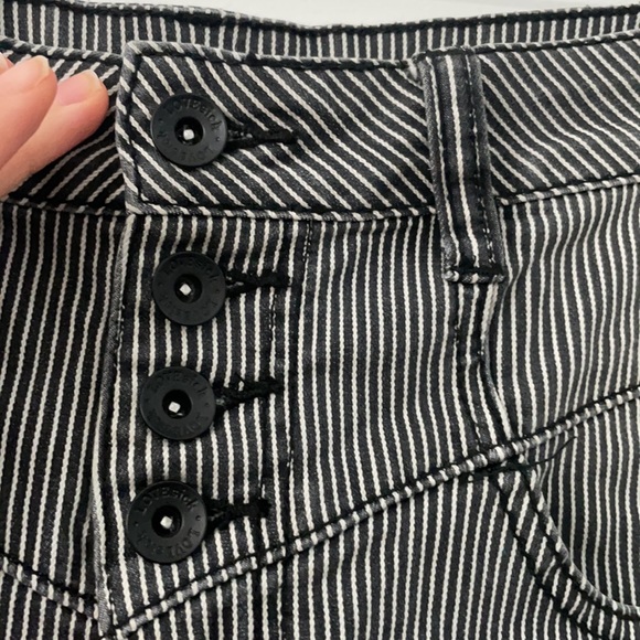 Lovesick Black&White Stripe High Waisted Shorts - Picture 5 of 6